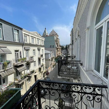 Центр Города Батуми Apartment Rustaveli 13 Luaran gambar
