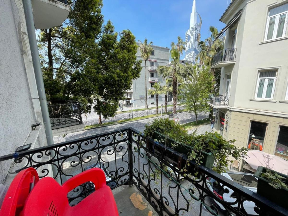 Центр Города Батуми Apartment Rustaveli 13 Luaran gambar