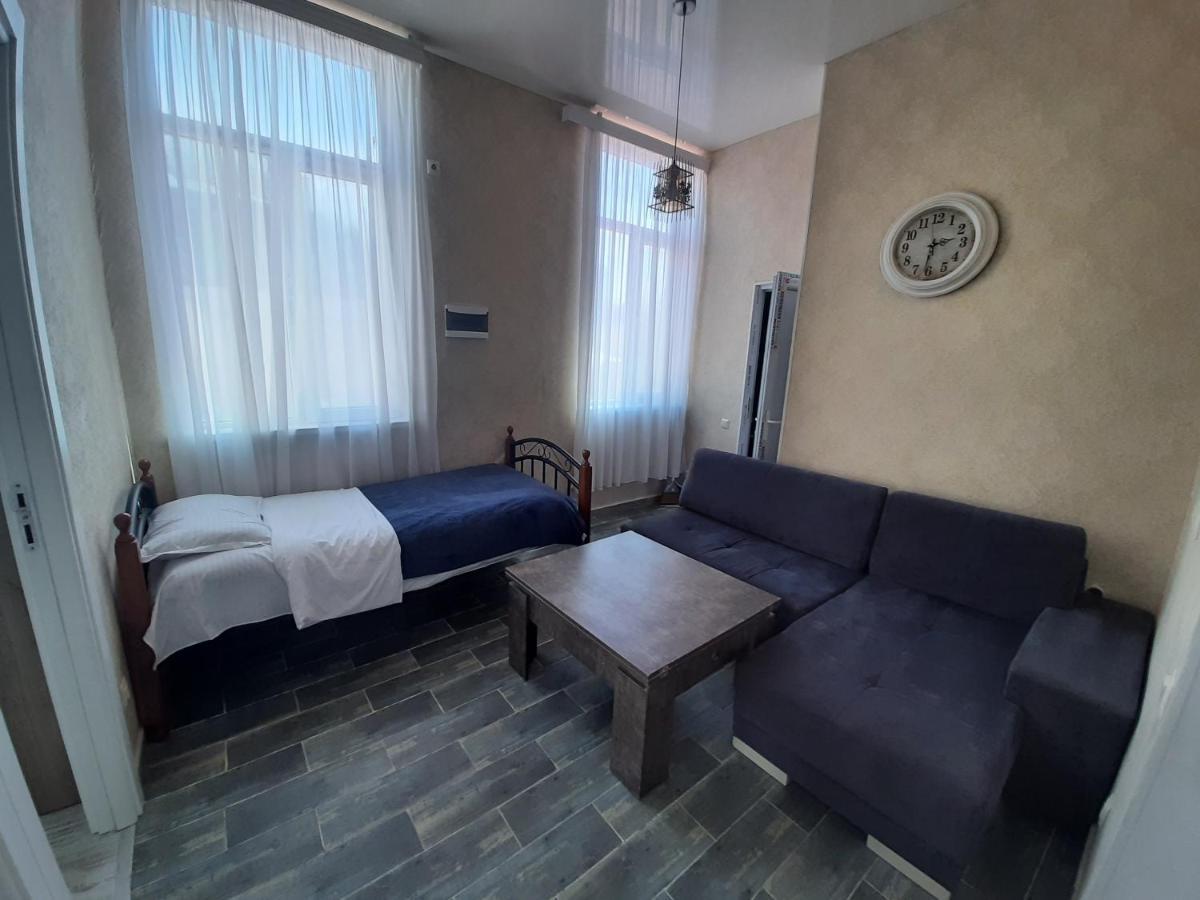 Центр Города Батуми Apartment Rustaveli 13 Luaran gambar